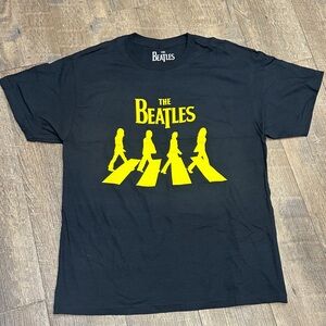 The Beatles Branded Navy T-Shirt Band Tee Graphic Tee Large NWOT